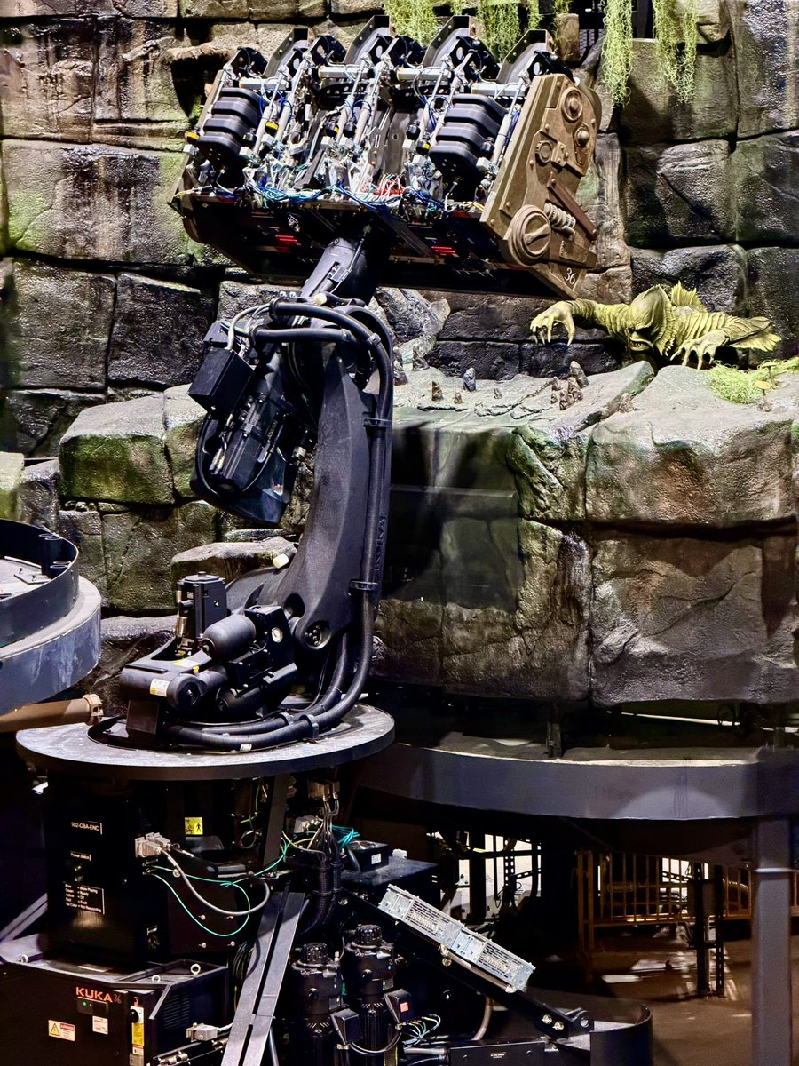 Jeremy__Broten's tweet photo. I spy a creature from the black lagoon 👀 #MonstersUnchained #EpicUniverse https://t.co/nuYqqg522z