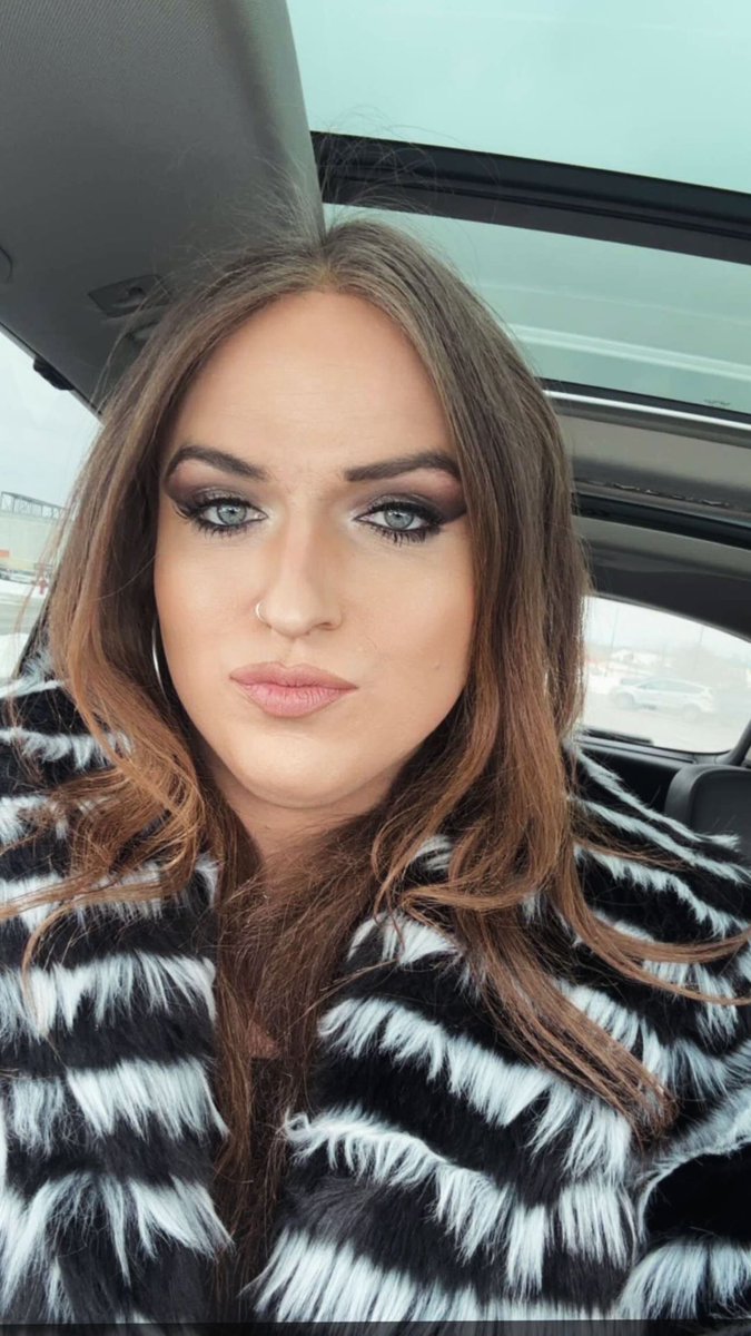 𝓂𝒶𝓍𝒾𝓃𝑒 ❤︎ tweet media