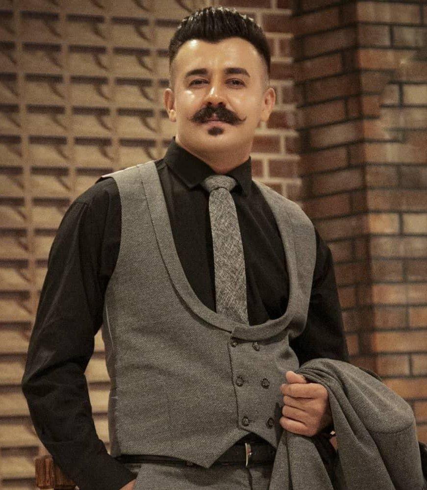 CallMeIran01's tweet photo. تا یجایی بادیدن عکس جاویدنامان قلبم دردمیگرفتوباهرکدوم ساعتهااشک می ریختم.از یجایی دلهره هم بهش اضافه شد.دلهره دیدن چهره ای آشنابین فرزندان وجان فدایان میهن.
#محمد_حسن_زاده جان فدای خیزش۴۰۱
#داوود_سهرابی جان فدای دی ۴۰۴
هموفالو داشتیم.شرمندم که نگفتم چقدربهتون افتخارمیکنم💔👑 https://t.co/Qj1bM871OQ