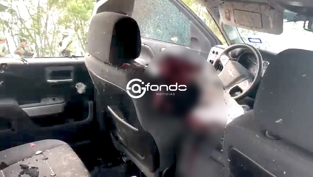 Furia_Tinta's tweet photo. 🔴 Dan detalles sobre la muerte de El Mencho: 
- Fue localizado por una mujer, pareja sentimental, que lo visitó
- Murió cuando era trasladado en un helicóptero a un hospital
- Intentó escapar por una zona boscosa
- Contaba con lanzacohetes, pero no los utilizó
- Su lugarteniente El Tuli llevaba más de 7 millones de pesos y casi un. millón de dólares en efectivo.
(Todos los detalles en los comentarios)
