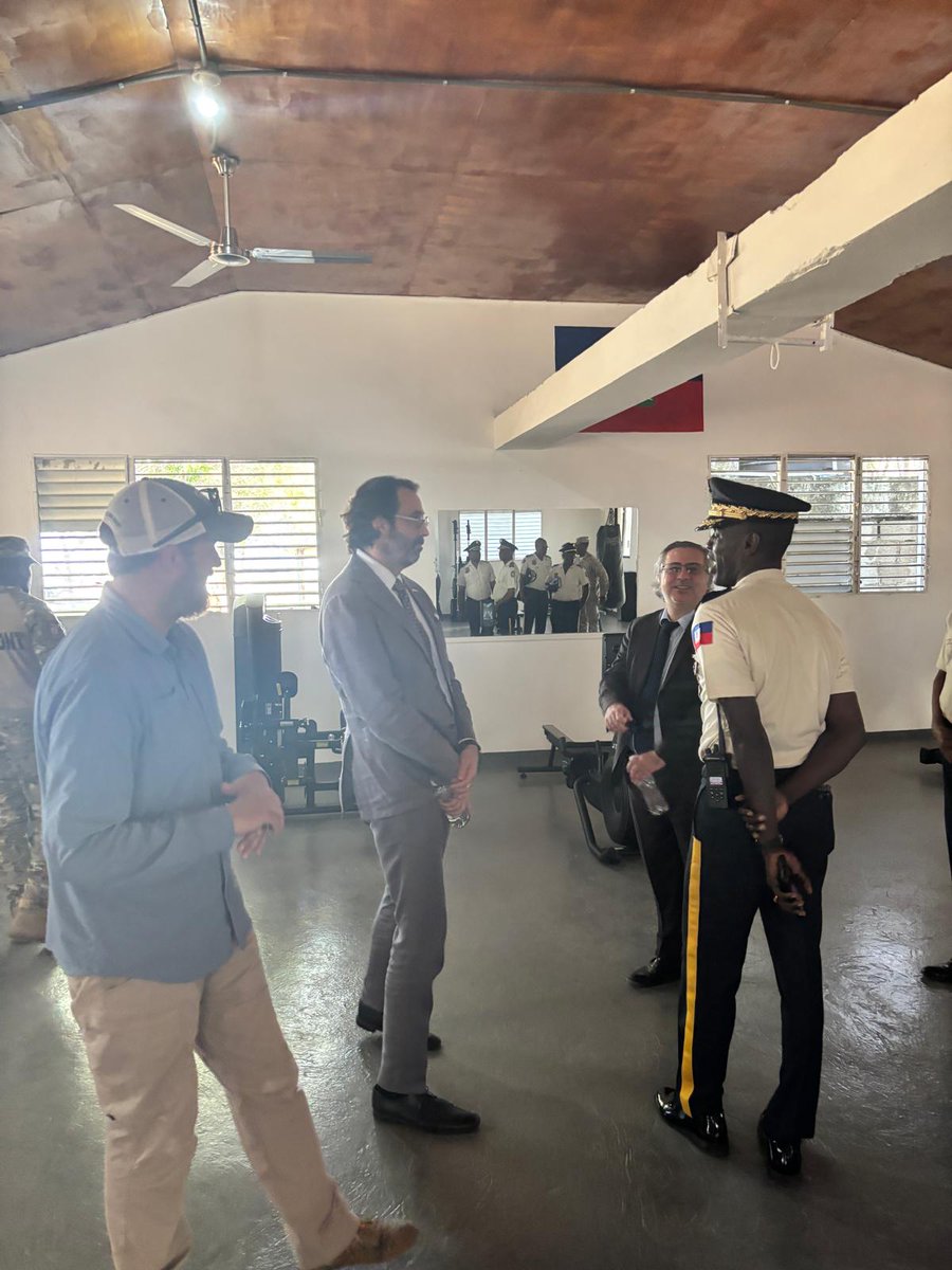 CristoDupouy's tweet photo. Today, @OAS_official  leadership joined @CanEmbHaiti & the Director General of @pnh_officiel to officials inaugurate the Morne Casse Tactical Police Training Center. The delegation shared vivid exchanges  with the first cohort of students, observed live training, & toured the base.
Funded by 🇨🇦 @CanEmbHaiti, the project's end goal: a fully-equipped tactical training center, a certified HNP instructor cadre, a complete training curriculum, & hundreds of highly capable operators trained — all handed to the @pnh_officiel. Haiti's security future, built by Haitians.

Aujourd'hui, l'@OEA_oficial a rejoint @AmbCanHaiti & le Directeur Général de @pnh_officiel pour inaugurer officiellement le Centre de Formation Tactique de Morne Casse près de Cap-Haïtien. La délégation a partagé  avec les étudiants de la première cohorte, observé l'entraînement en direct & visité la base.
Financé par 🇨🇦 @AmbCanHaiti, l'objectif final : un centre de formation tactique pleinement équipé, un cadre certifié d'instructeurs de la PNH, un curriculum complet & des centaines d'opérateurs formés — le tout remis à la @pnh_officiel. L'avenir sécuritaire d'Haïti, bâti par des Haïtiens.