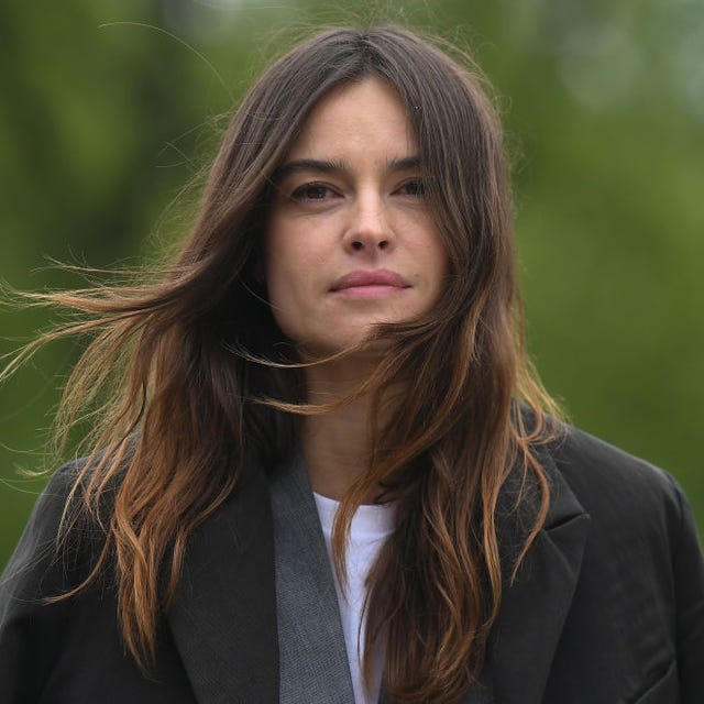 “Mi sarebbe piaciuto che al governo ci fosse una donna impegnata nella difesa dei diritti delle donne, che non li mettesse in discussione e che dimostrasse sensibilità verso i temi dell’inclusione, con un atteggiamento aperto e moderno.”

Kasia Smutniak 💚