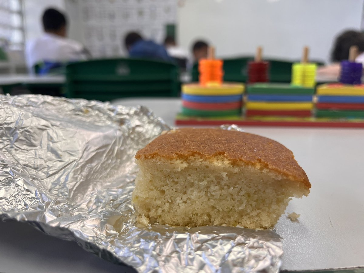 desculpa aí se vocês não ganharam de café da manhã um bolinho da amiga professora de vocês!!!!! 🤭🤭🤭🤭🤭
