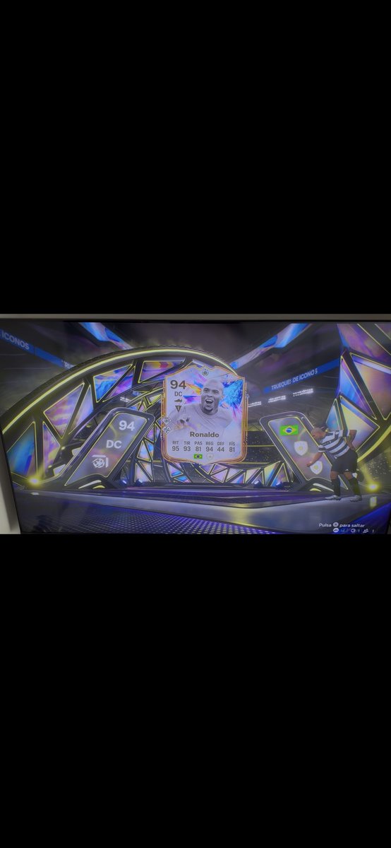 GOLDEN FRIEZA tweet media