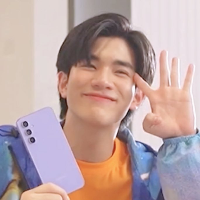 พิ้งค์ ✿ tweet media