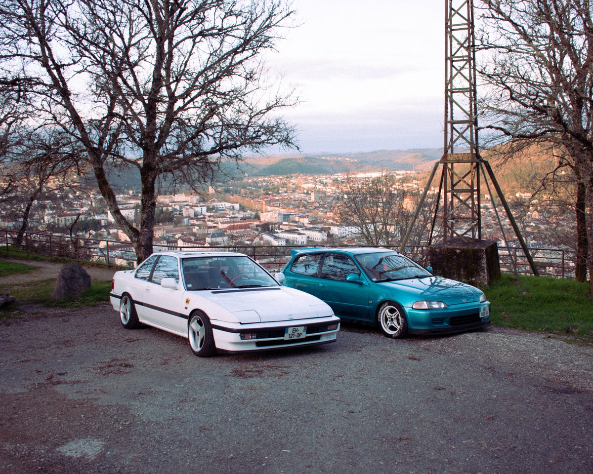 Ugly cars
Good peoples