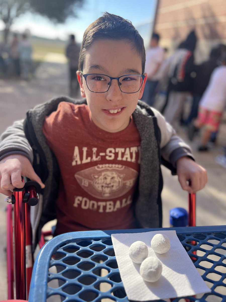 Rodriguez Elementary tweet media