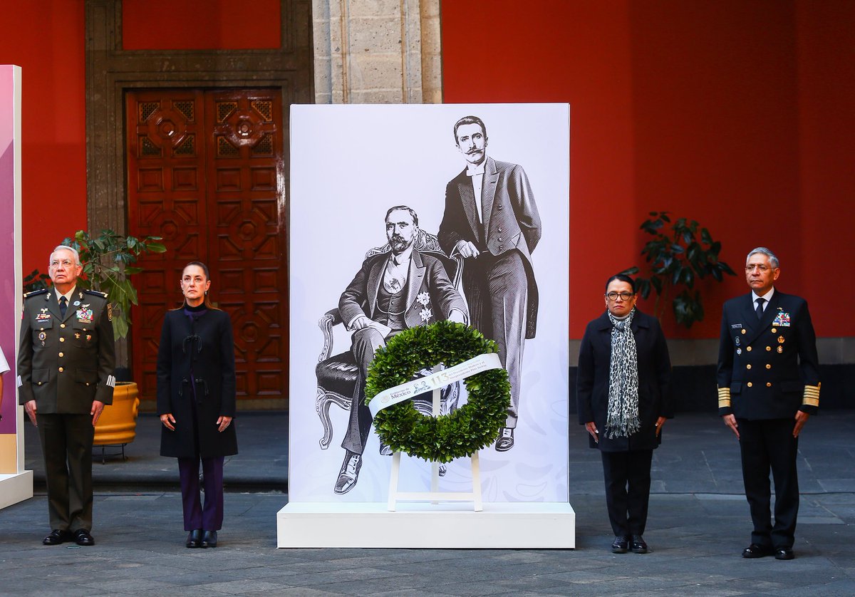En Palacio Nacional, la Presidenta <a href="/Claudiashein/">Claudia Sheinbaum Pardo</a> encabezó la ceremonia por el 113 aniversario del magnicidio de Francisco I. Madero y José María Pino Suárez. Rendimos honores a su legado imperecedero en defensa de la democracia en #México.🇲🇽 <a href="/Defensamx1/">@Defensamx</a> <a href="/AlmiranteSrio/">Raymundo Pedro Morales Ángeles</a> <a href="/INEHRM/">INEHRM</a>