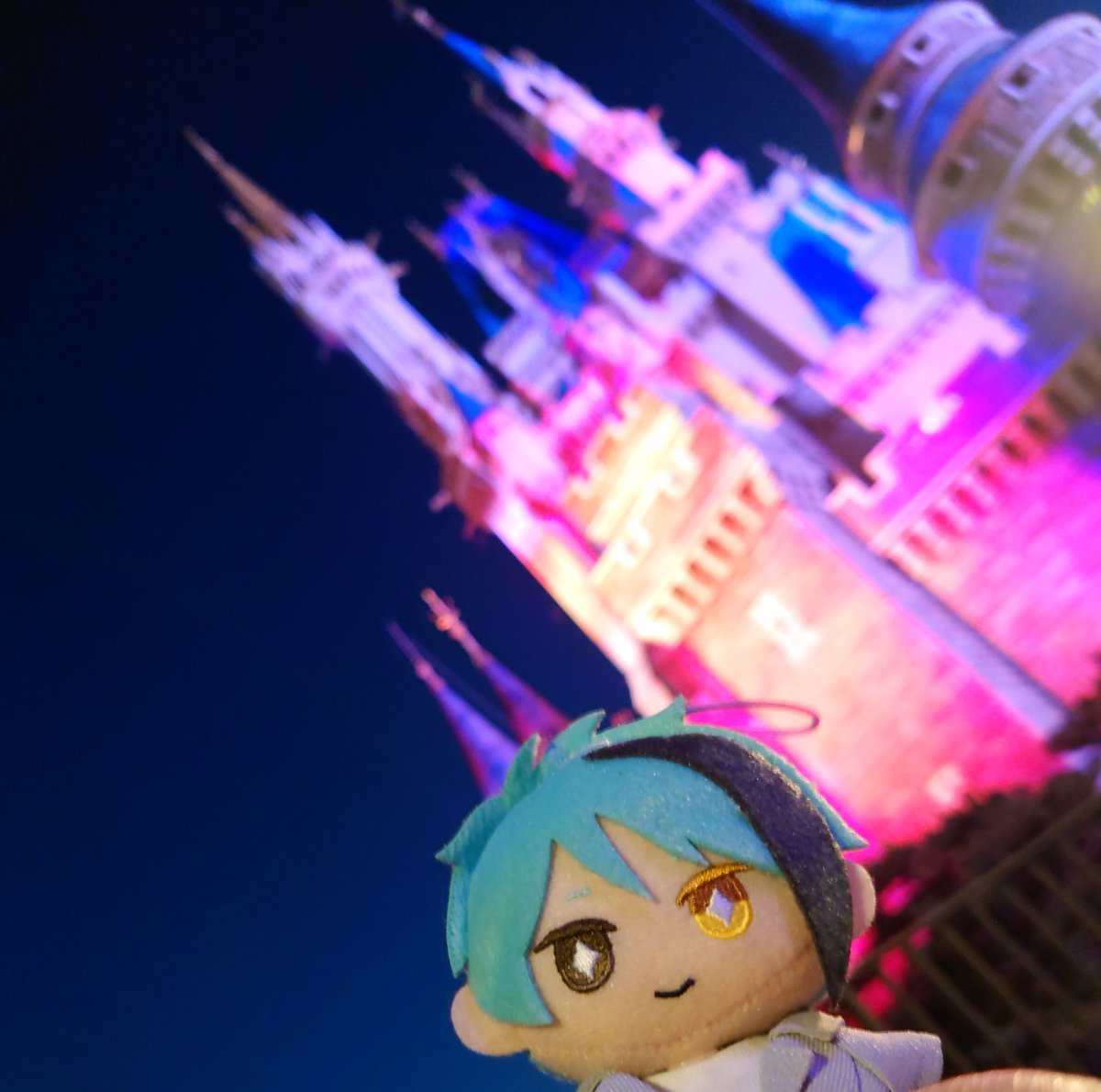 もう日付け変わっちゃったけど楽しかった〜🫠
２１日は公園撮影からのスタジオ撮影、２２日はスタジオ撮影、２３日は急遽ランドでした🥰
意識すっ飛び始めたので流石にそろそろお風呂入って寝ます🙇
お返事は起きたらすぐにさせていただきます〜！