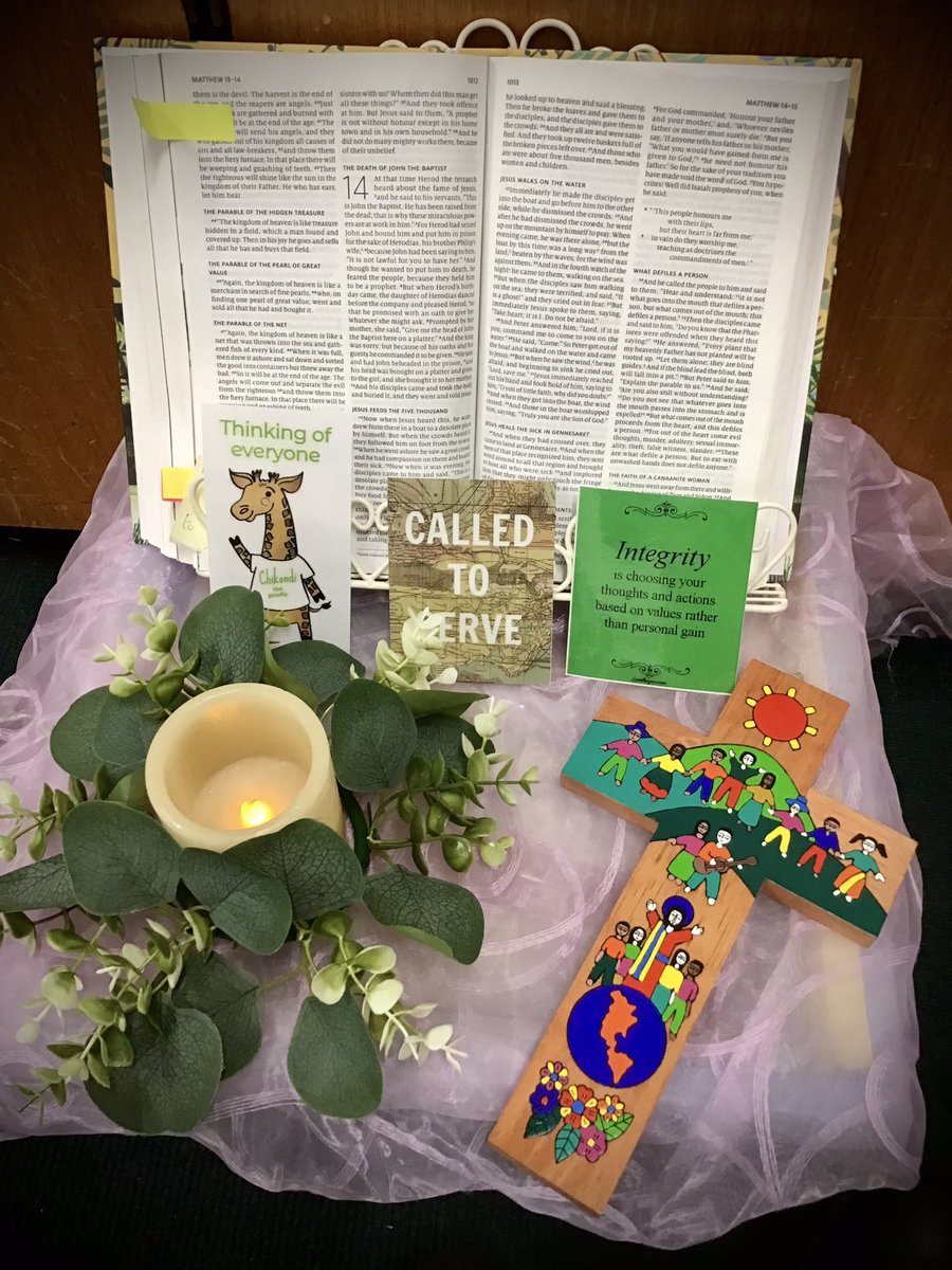 StAugustinesCPS's tweet photo. Thank you to Faith and Zuzanna for leading us in prayer with a Celebration of the word based on our gospel value-integrity. They reminded us that we are called to serve and to think of everyoneโฆ #StAugustinesPrayer #StAugustinesCST https://t.co/WxkfQtnscI