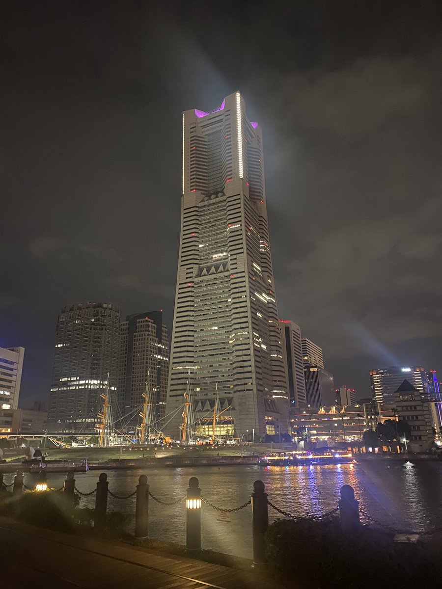 Yu_overture's tweet photo. 1日目は横浜みなとみらい、2日目は東京
また半年後ぐらいに東京観光しに行きます https://t.co/mkfDn7kg8O