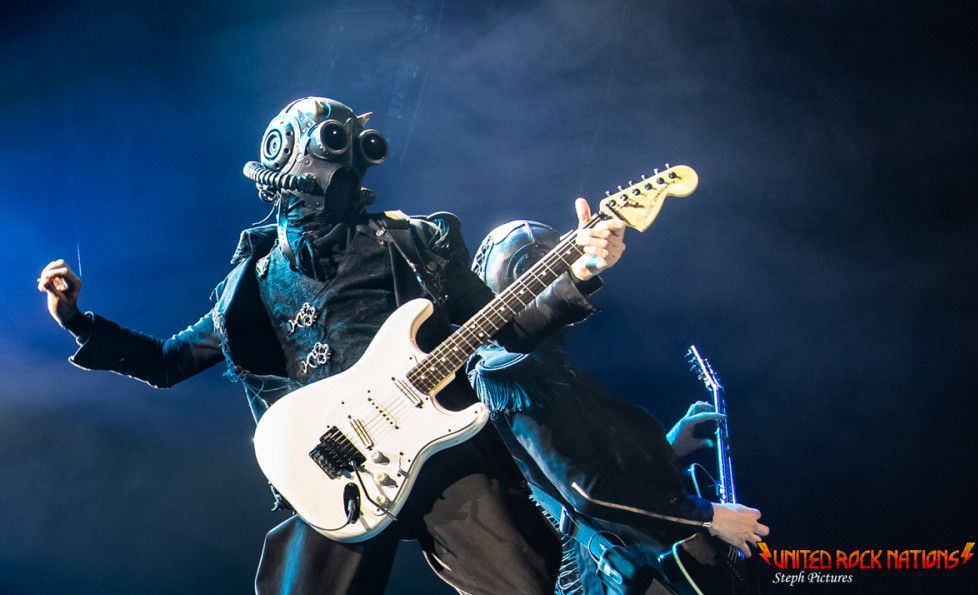 Dewdrop (hourly) (@dewmeghoul) on Twitter photo 