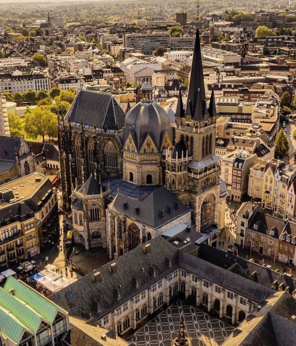 ArchitectLens's tweet image. Aachen, Germany