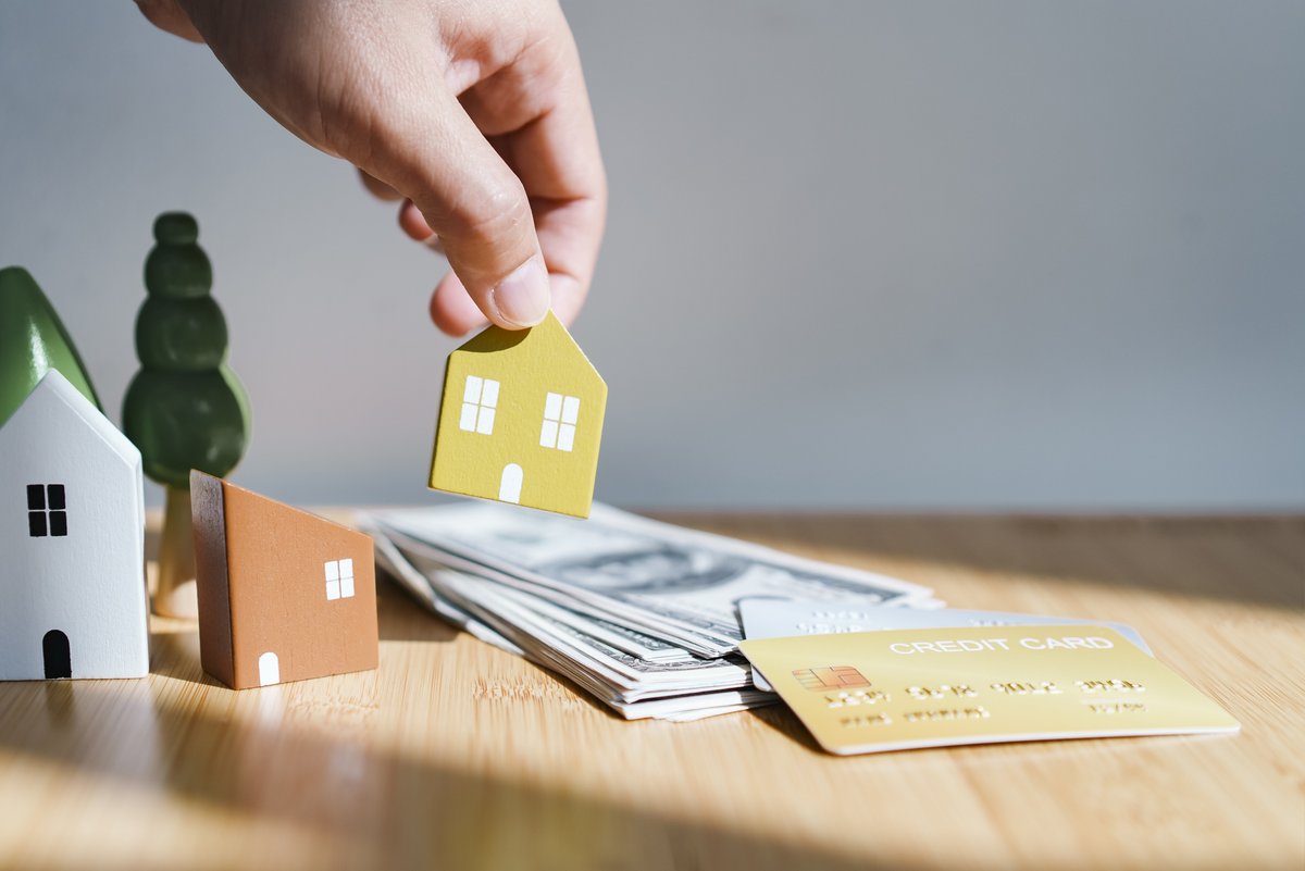 CBCTFCU1's tweet photo. Thinking about a new car, home updates, or consolidating debt? Our professional lending options are designed with educators in mind, offering flexibility when it matters most. Learn more today. #LoanOptions #FinancialWellness https://t.co/qU6yctRuz7
