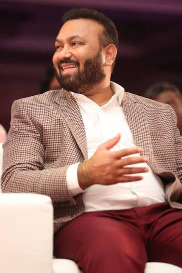 Lyca founder Subashkaran Allirajah is a British-Srilankan of Yazhpana Vellalar- Tamil descent originally from Jaffna

He was the one who personally nominated GKM.Tamil kumaran as the production head of LYCA