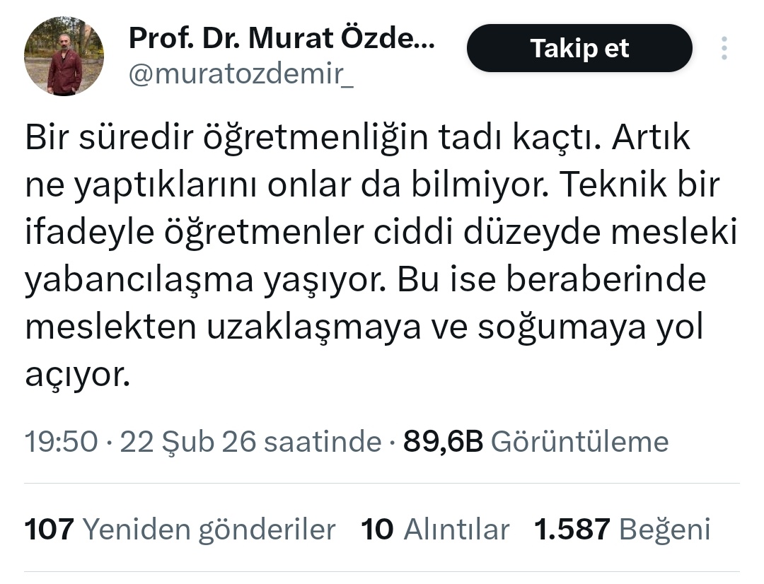 Hem müfredatın tamamlanması bekleniliyor hem de sürekli müfredat dışı etkinlikler isteniyor. Bu durum kim ne iş yapıyor kafa karışıklığına sebep oluyor. İşlerde sadeleştirme şart.