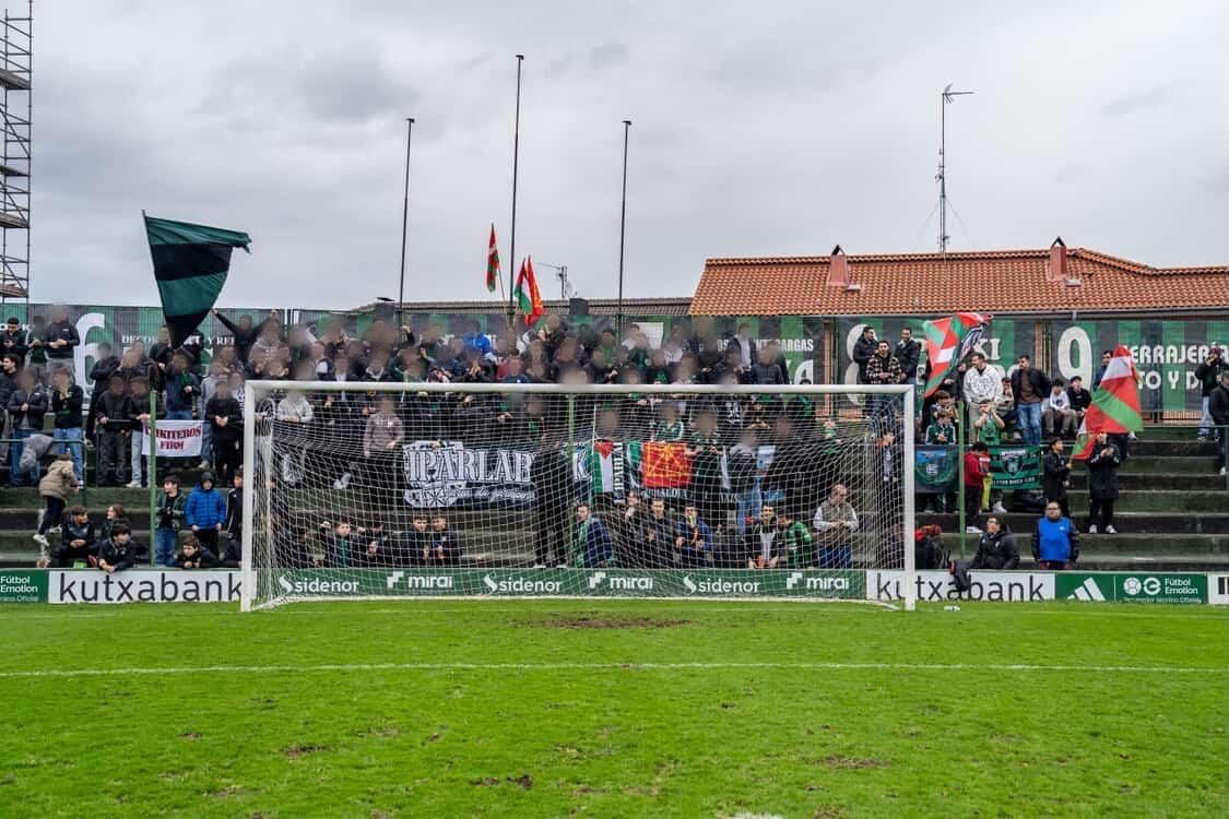 Iparlabeak_48910 tweet media