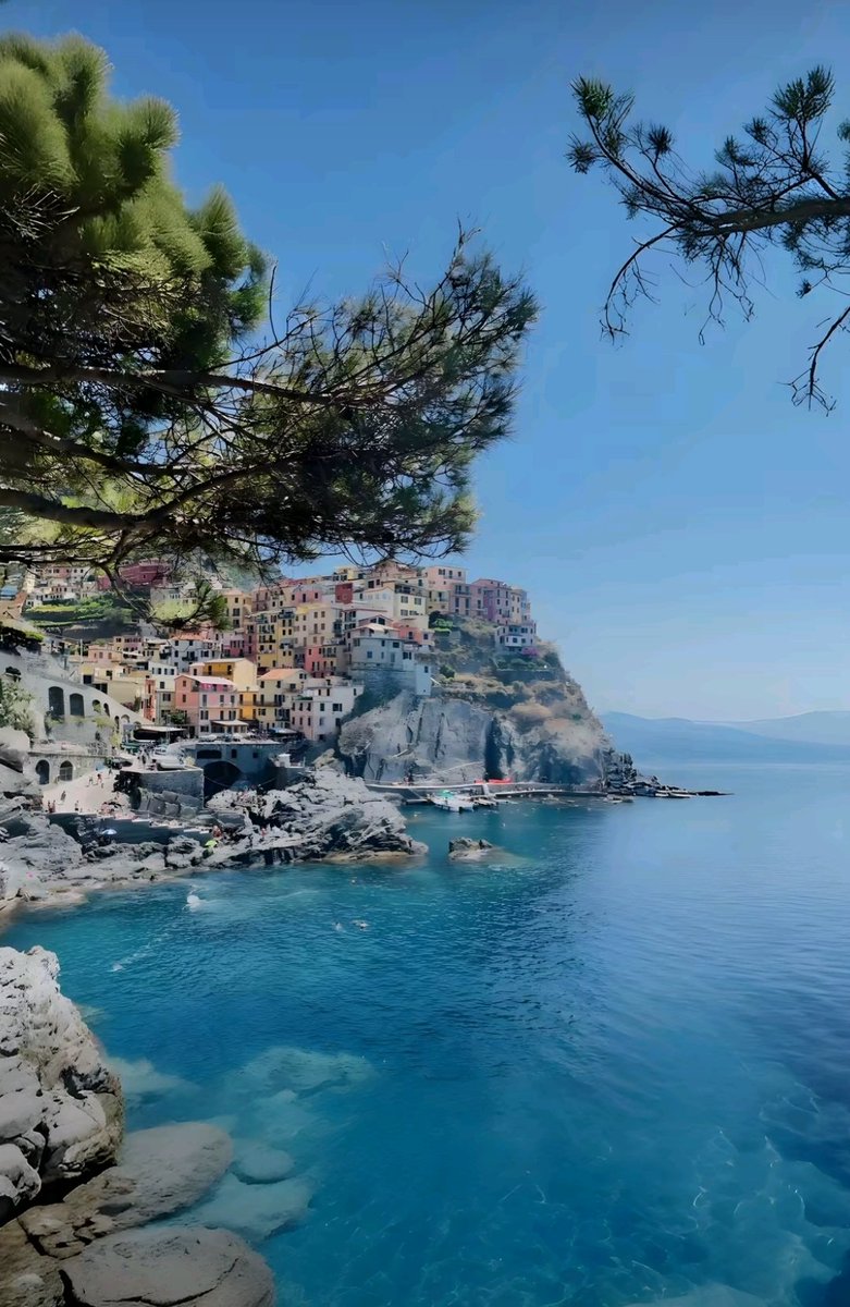 AppartDesign's tweet photo. Portofino, Italy 🇮🇹 https://t.co/yzxASckbdD