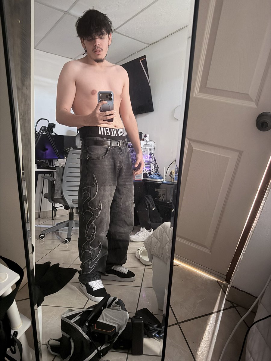 komanche 🇸🇻 tweet media