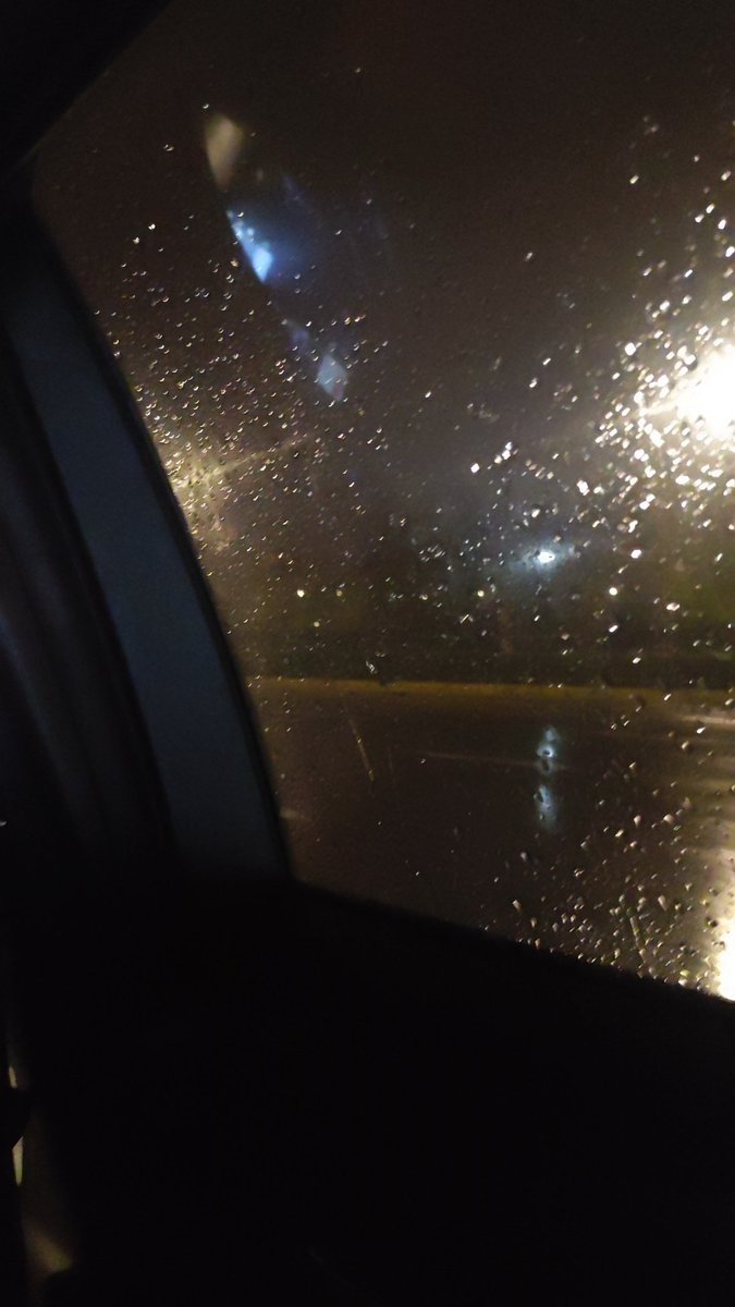 居然用一场雨来迎接神的到来吗上海