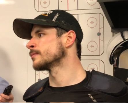 x - mau 🏒 tweet media