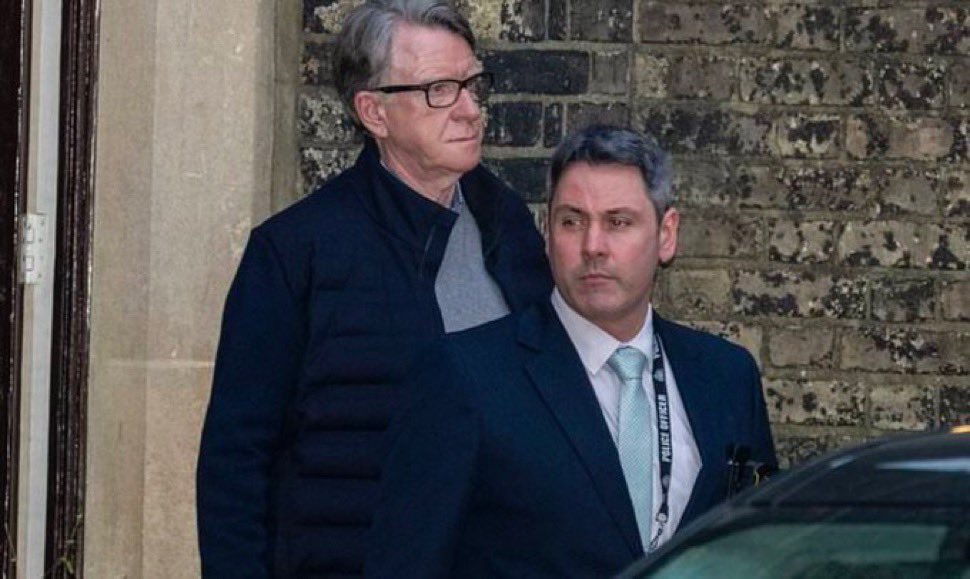 🚨BREAKING: Peter Mandelson has just been ARRESTED 🇬🇧 

IT’S ACTUALLY HAPPENING 

THIS IS NOT A DRILL 🚨