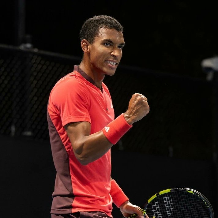 KING 👑 FÉLIX AUGER-ALIASSIME 🇨🇦 tweet media