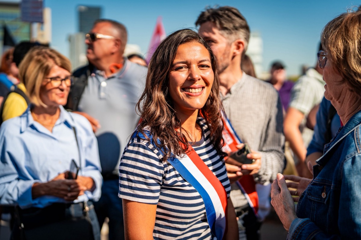 🔴⚡ Sondage <a href="/elabe_fr/">ELABE</a> pour les élections municipales à Lyon | Selon le dernier sondage Elabe la candidate insoumise <a href="/BelouassaAnais/">Anaïs Belouassa Cherifi</a> se qualifierait pour le second tour. Pendant ce temps le candidat du RN continue sa chute dans les intentions de vote.