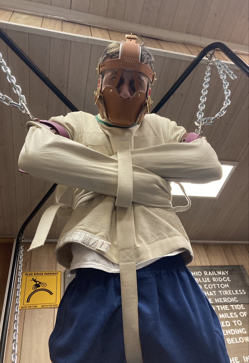 SeriouslyBound tweet media