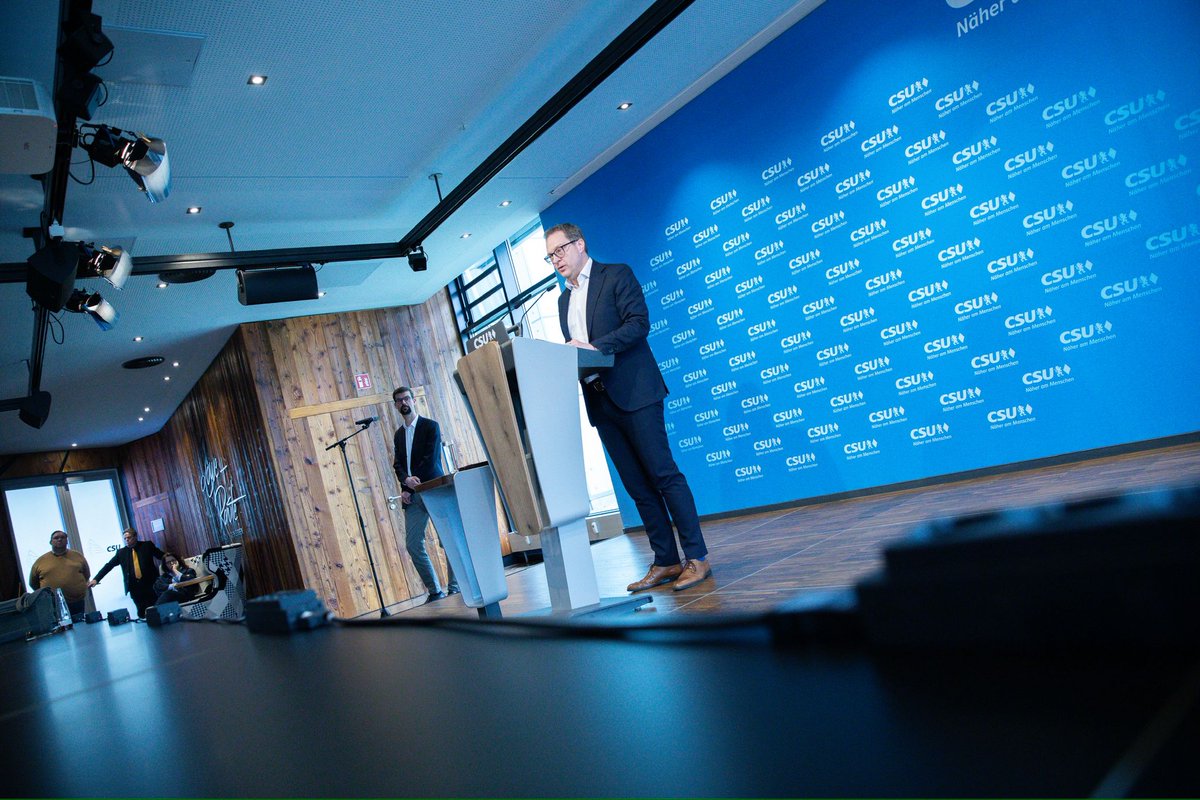 Martin Huber tweet media