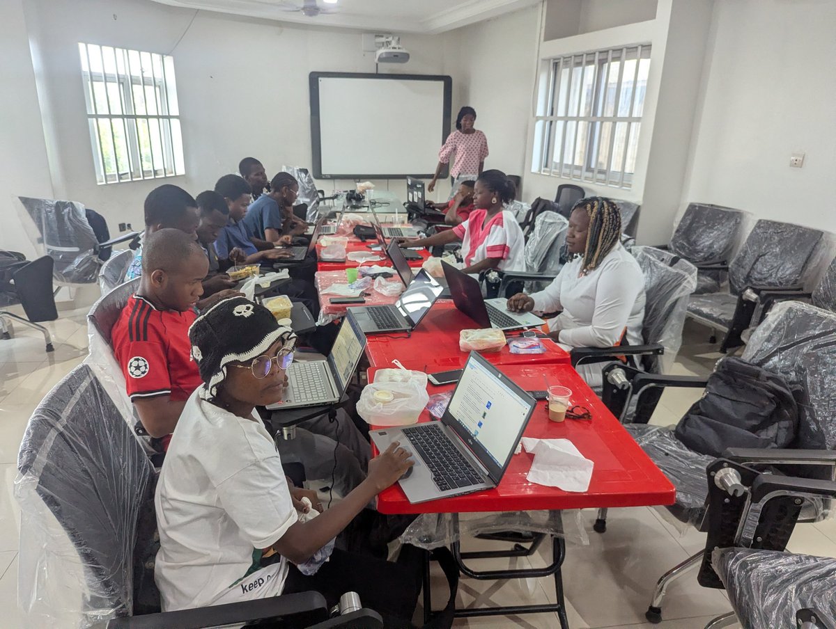 Wikimedia Togo tweet media