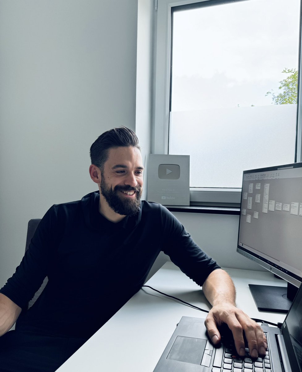 HowToPowerBI's tweet photo. Junior vs Senior Power BI dev:
Junior: “Look how complex this measure is”
Senior: “Why is this measure not obvious? Let me simplify it…”
That mindset shift changes everything.
#powerbi #developer #seniordev #analytics https://t.co/Re2R5c8PIM