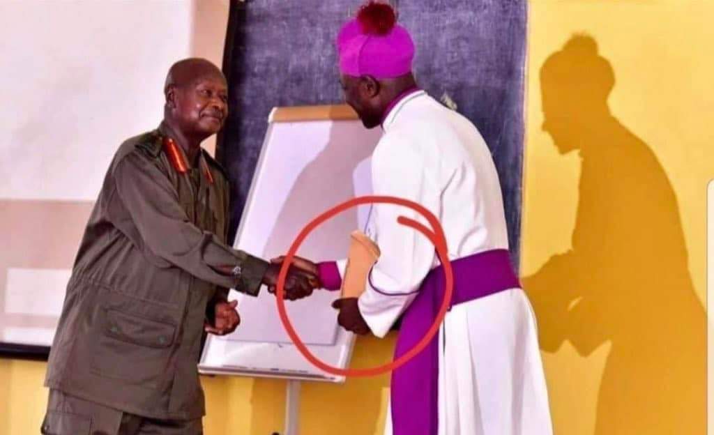 AidenKaliisa's tweet image. As long as they went to rwakitura to congratulate him on the victory. The church is not independent anymore of their doing. Maybe the Rubaga fraction is abit big headed but the namirembe fraction is in the pocket of the sabalwanyi.