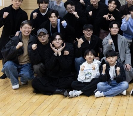 붙어있으니까 막 떠오르고 그러네.... 
스데 2막이.