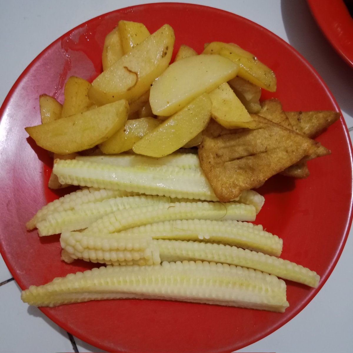 B U N N ( ´꒳`) tweet media