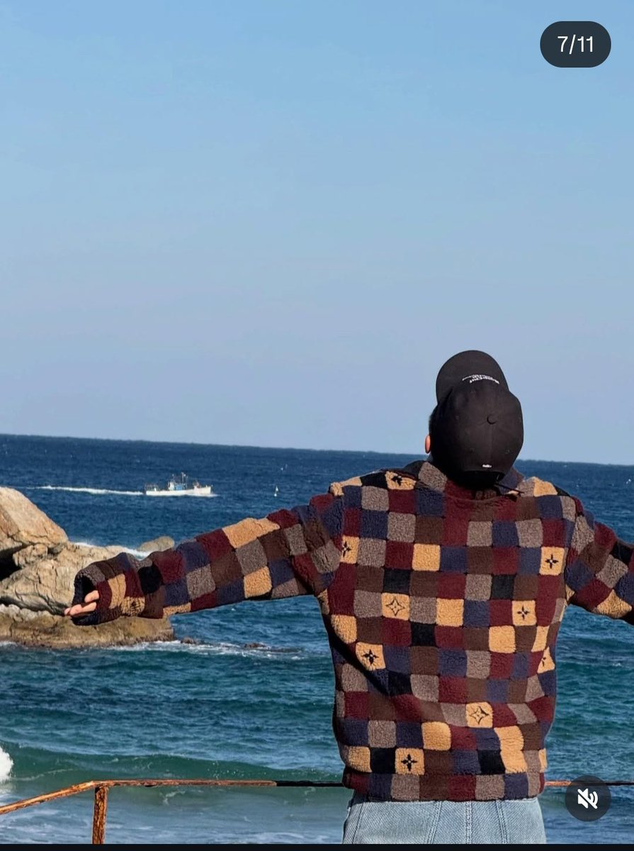 yukonluv's tweet image. 던지고 뛰어가 with you

lysm @JINJIN_offcl

#AROHASelcaDay #ASD #RSD
#RohaSelcaDay #CHAEUNWOO #AROHA