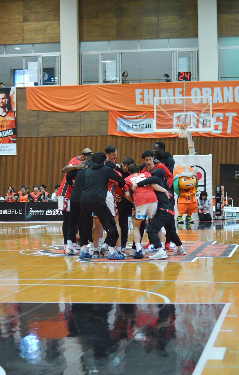 𝖱𝖨𝖪𝖴 tweet media