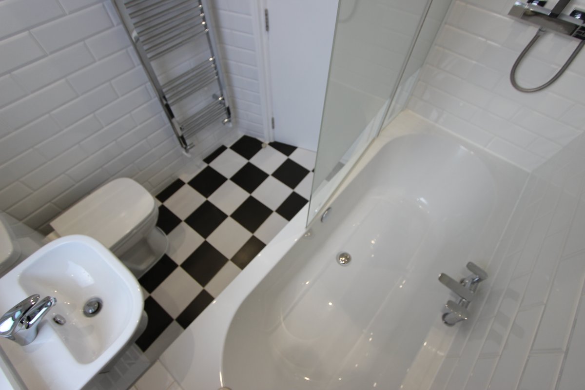 LettingsofLDN's tweet photo. 4 BED 2 BATH House. AVAIL NOW. BOUNDS GREEN N22 #lol #house #home 

https://t.co/IWSgCZS3rW

Call 02032955000
Whatsapp 07956522481 https://t.co/L4VCsjoZ5v