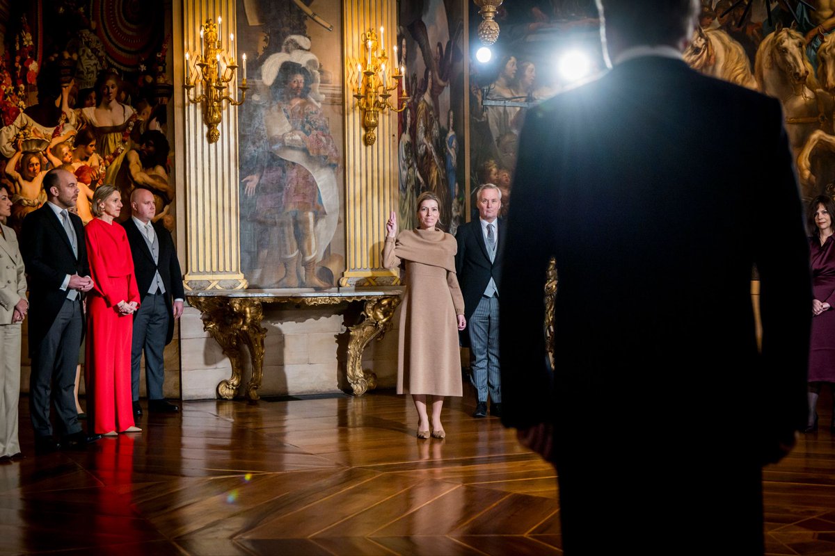 Claudia van Bruggen tweet media