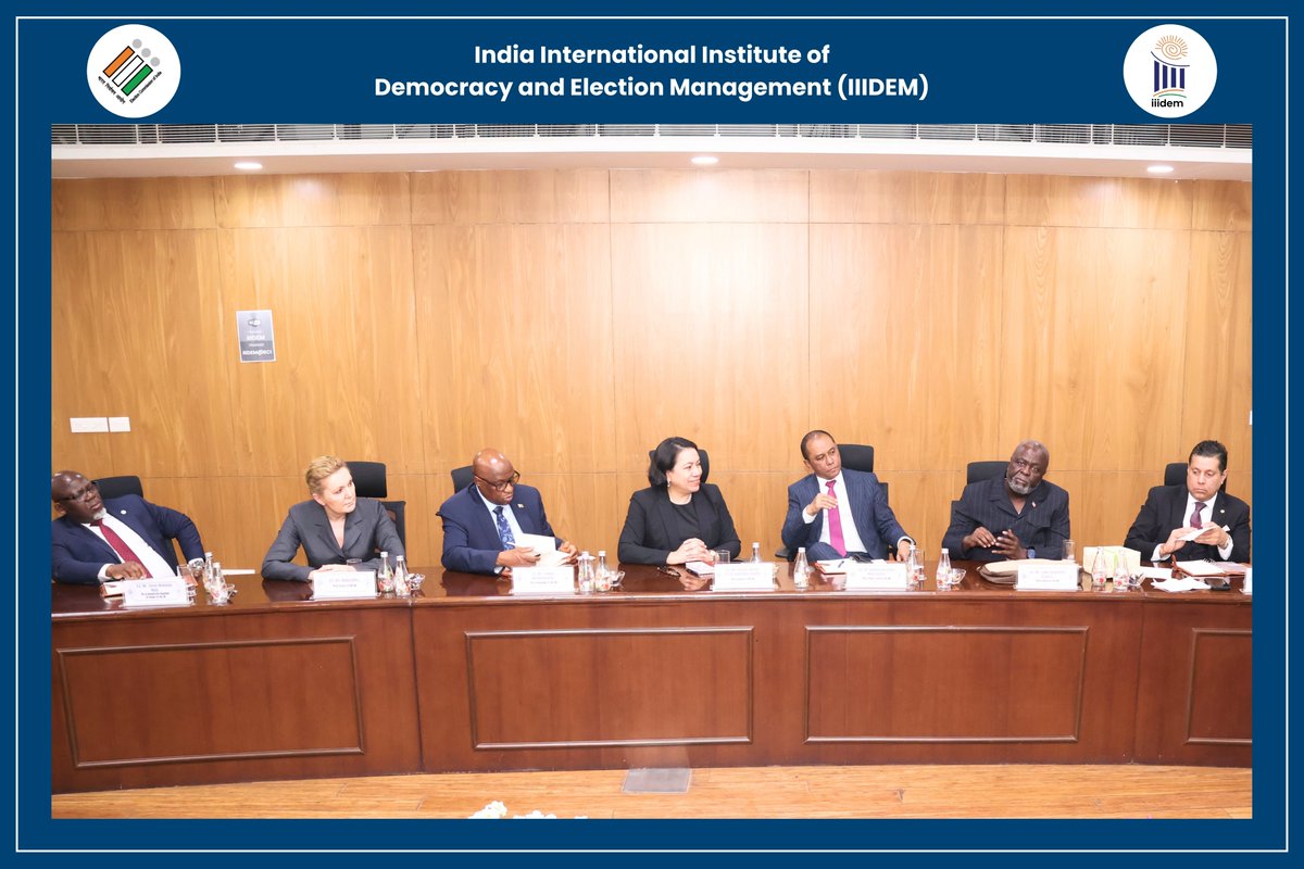 IIIDEM_Official's tweet photo. #IIIDEM organized a briefing programme for Visiting Permanent Representatives to the United Nations (New York), providing a comprehensive overview of India’s electoral framework and institutional practices.

The interaction highlighted the scale, transparency, and inclusiveness of India’s electoral processes, reaffirming the country’s democratic credentials within the institutional mandate of the #ECI.

#MEA #DemocraticInstitutions #UnitedNations