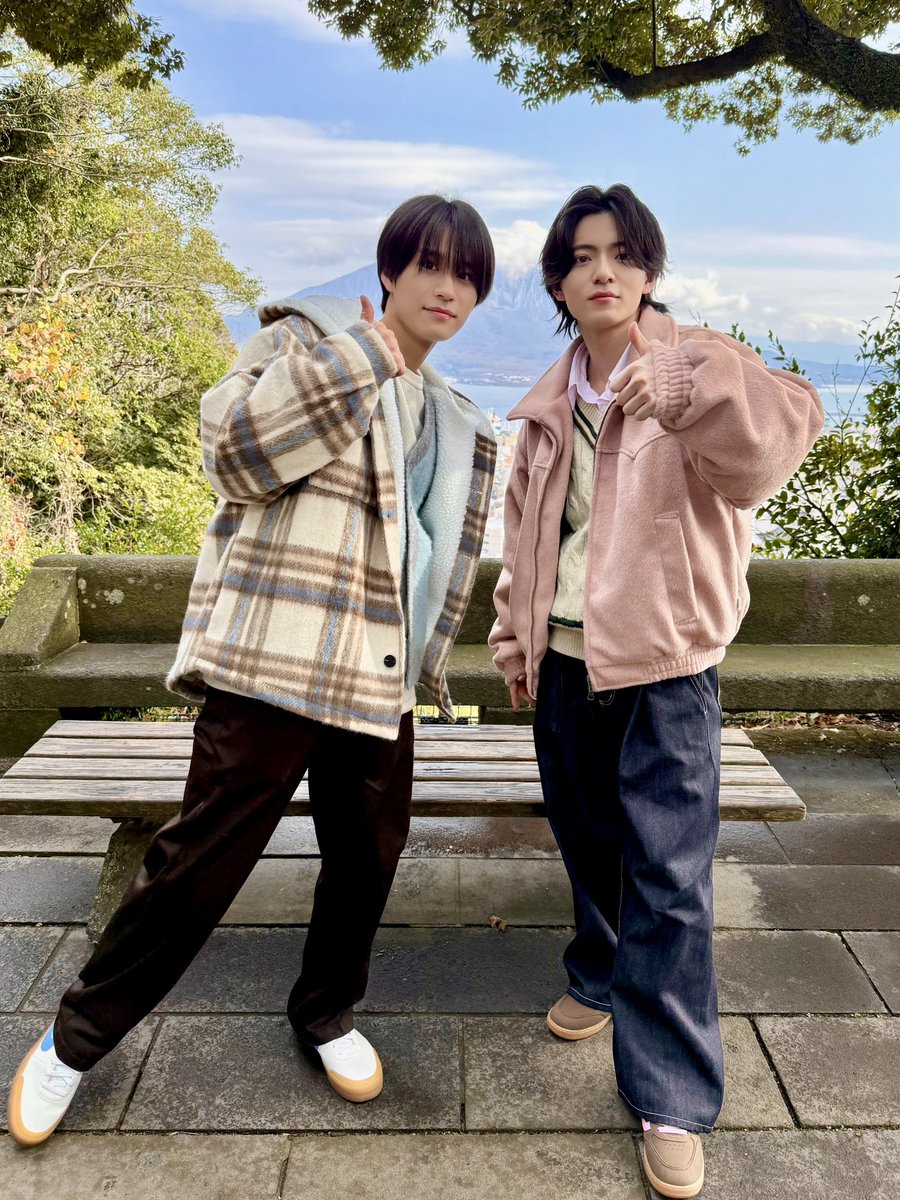 今日深夜02:16からは
『 #関西ジュニア ノーフィルター ～本音、語ル。～ 』が放送スタート🎉

" フィルターなし "の素顔をスマホで撮影する旅ドキュメントバラエティ🗾📺

記念すべき第1回目は" 鹿児島編 "♨️
#嶋﨑斗亜 と #西村拓哉 の2人旅をお届け✈️

ナレーションは #岡野すこやか