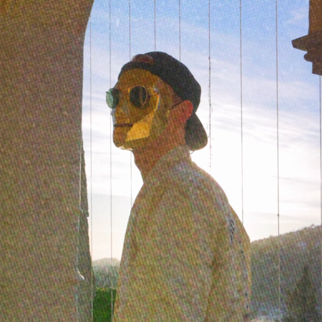 satinjackets's tweet photo. I’m finally back together with Panama with a new track that feels both familiar and quietly transformative. We’re not chasing trends or recreating the past. We’re simply continuing our shared language and picking up the conversation right where we left it. https://t.co/yfA5B1AMBC https://t.co/2P6k3G1tvI
