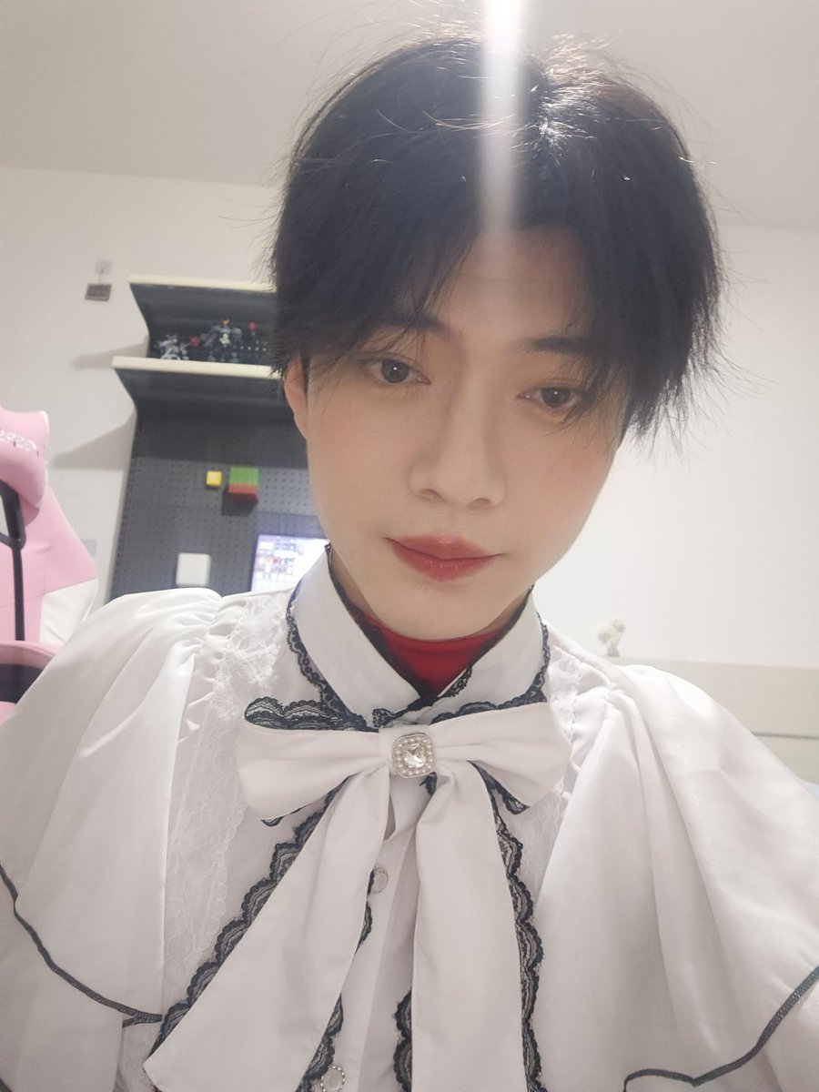 RAYrayya tweet media