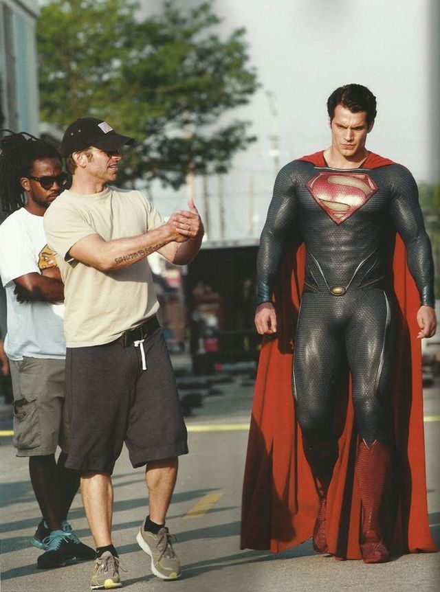 crazymoviefact's tweet photo. In Man of Steel, Zack Snyder shot the flight scenes using handheld cameras.

He wanted Superman to feel “caught on a real camera,” not like a polished CGI cartoon. https://t.co/JJaA1C1FdE