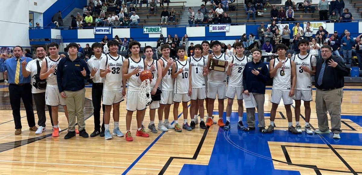 ndnsports's tweet image. Congratulations to the Box Elder Bears, out of Box Elder, Montana, who won the 9C District Basketball Championships this past weekend.
#NativePreps #Chippewa #Cree