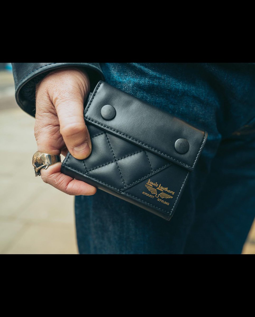 Lewis Leathers tweet media