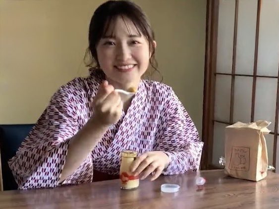 ちぃちゃん、美味ちぃね☺️🍮