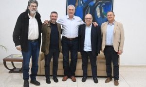 El Primer Secretario del Comité Central del Partido Comunista de Cuba agradeció el apoyo y lo hecho por más de 30 años en el campo de la cultura.
#CubaVencerá 
#ArtemisaJuntosSomosMás 
#Bauta 
#PoderPopular