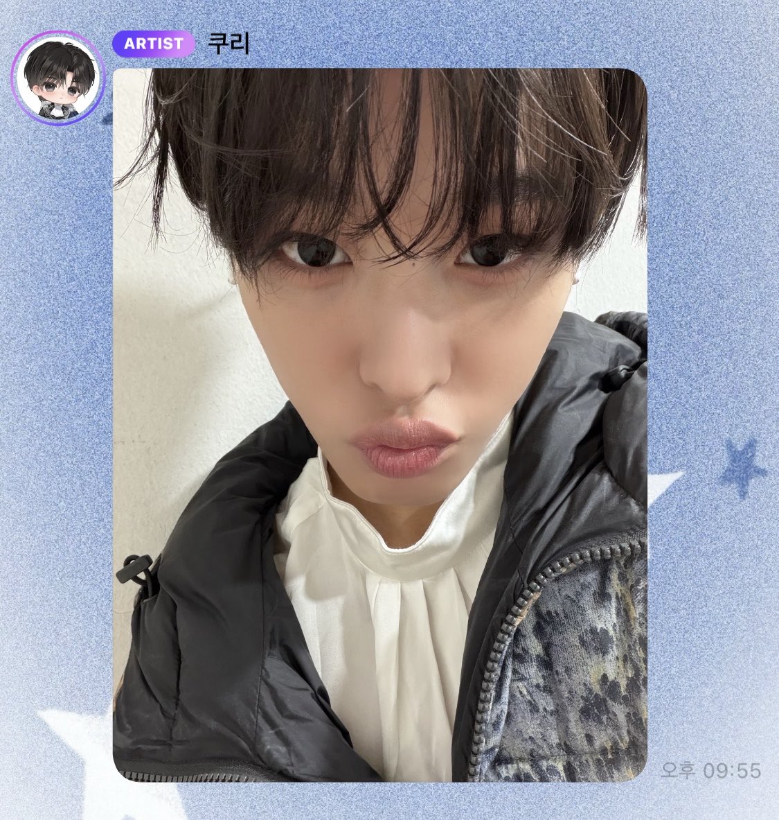 krwsua's tweet photo. 여자친구 퇴근이라구 셀카 보내주는 남자친구 ♡ https://t.co/t0AY5ZqgIL