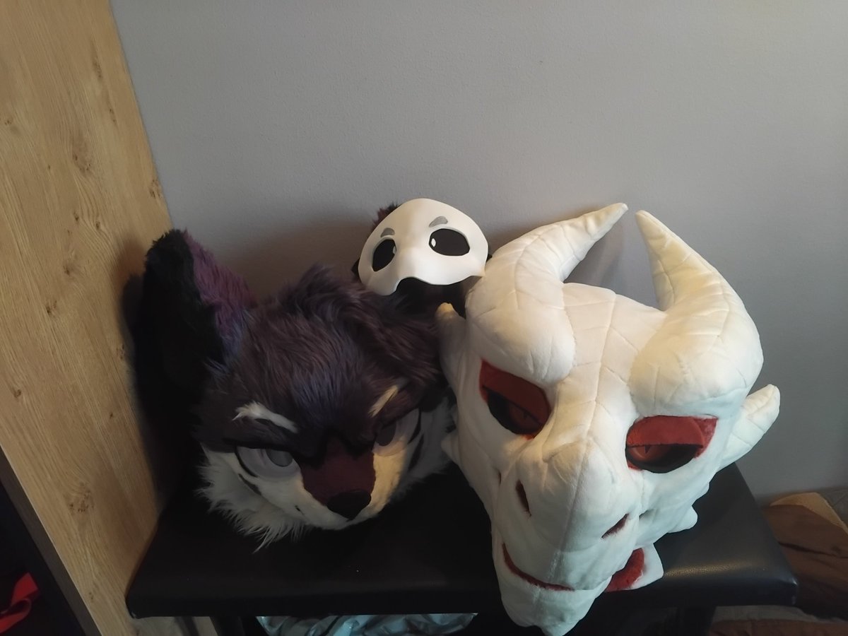 lorens/Лоренс tweet media